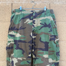 Load image into Gallery viewer, 80's US Military Woodland Ripstop Cargo Pants
