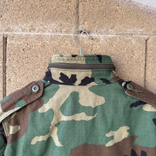 Load image into Gallery viewer, 91' US Military Woodland Camo Field Jacket
