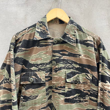 Load image into Gallery viewer, 80’s Tiger Stripe Civilian Military Button Down Field Shirt
