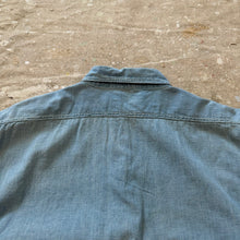Load image into Gallery viewer, 1940's US Navy Early World War II Chambray Shirt With Flap Pockets

