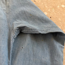 Load image into Gallery viewer, 1940's US Navy Early War Chambray Shirt With Flap Pockets
