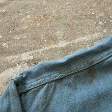 Load image into Gallery viewer, 1940's US Navy Early World War II Chambray Shirt With Flap Pockets
