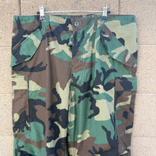 Load image into Gallery viewer, 85' US Military M-65 Field Cargo Trousers
