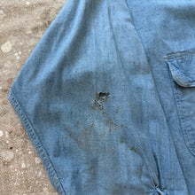 Load image into Gallery viewer, 1940's US Navy Early World War II Chambray Shirt With Flap Pockets
