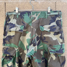 Load image into Gallery viewer, 80's US Military Woodland Ripstop Cargo Pants

