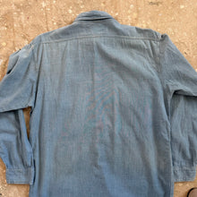 Load image into Gallery viewer, 1940's US Navy Early War Chambray Shirt With Flap Pockets
