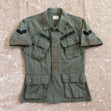 Load image into Gallery viewer, 60’s USAF Slant Pocket Jungle Short Sleeve Shirt
