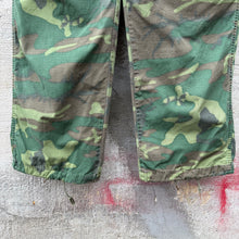 Load image into Gallery viewer, 60&#39;s US Military ERDL Camo Rip Stop Cargo Pants
