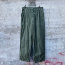 Load image into Gallery viewer, 71&#39; US Military Fatigue OG-107 Baker Pants
