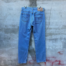 Load image into Gallery viewer, 90&#39;s Levi&#39;s 501 Denim Jeans
