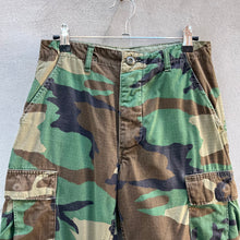 Load image into Gallery viewer, 80s Military Woodland Camouflage Cargo Pants
