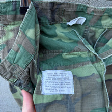 Load image into Gallery viewer, 68&#39; US Military ERDL Camo Cargo Pants
