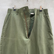 Load image into Gallery viewer, 90s US Military Green Utility Chino Pants
