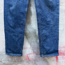 Load image into Gallery viewer, 80&#39;s Vintage Levi&#39;s 505 Denim Jeans
