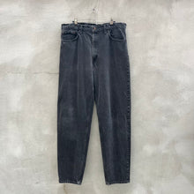 Load image into Gallery viewer, 90’s Black Levi&#39;s 550 Denim Jeans
