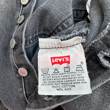 Load image into Gallery viewer, Vintage Levi&#39;s 501 Black Denim Jeans
