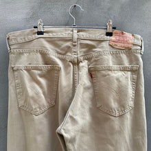 Load image into Gallery viewer, Vintage Levi&#39;s 501 Tan Denim Jeans
