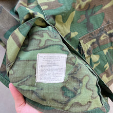 Load image into Gallery viewer, 60&#39;s USMC ERDL Camo Slant Pocket Jungle Jacket
