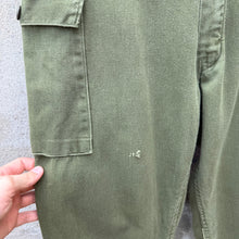 Load image into Gallery viewer, 80's Vintage Military Style Theater Made Double Pocket Cargo Pants
