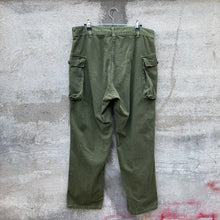 Load image into Gallery viewer, 80's Vintage Military Style Theater Made Double Pocket Cargo Pants
