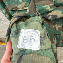 Load image into Gallery viewer, 1970 US Military ERDL Camo Slant Pocket Jungle Jacket
