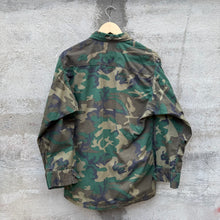 Load image into Gallery viewer, 1970 US Military ERDL Camo Slant Pocket Jungle Jacket
