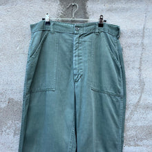 Load image into Gallery viewer, 60&#39;s US Military OG-107 Olive Fatigue Baker Pants
