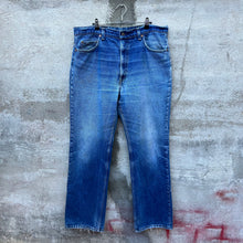 Load image into Gallery viewer, 80&#39;s Levi&#39;s 517 Faded Denim Jeans
