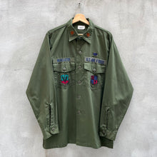 Load image into Gallery viewer, 80s USAF Military Utility Fatigue Button Down Shirt
