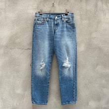 Load image into Gallery viewer, Women’s Levi&#39;s 501ct Denim Jeans
