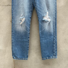 Load image into Gallery viewer, Women’s Levi&#39;s 501ct Denim Jeans
