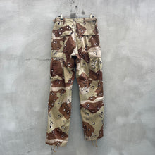 Load image into Gallery viewer, 80&#39;s Military BDBU Desert Camouflage Combat Cargo Pants
