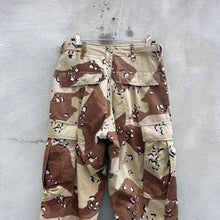 Load image into Gallery viewer, 80&#39;s Military BDBU Desert Camouflage Combat Cargo Pants
