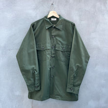 Load image into Gallery viewer, 80s US Military Fatigue Utility Button DownShirt
