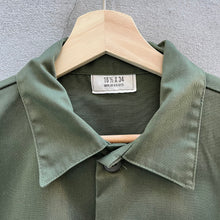 Load image into Gallery viewer, 80s US Military Fatigue Utility Button DownShirt
