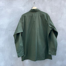 Load image into Gallery viewer, 80s US Military Fatigue Utility Button DownShirt
