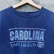 Load image into Gallery viewer, 90&#39;s Vintage University Of North Carolina Crewneck
