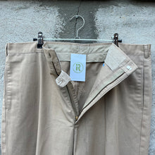 Load image into Gallery viewer, 70&#39;s US Military Khaki Chino Pants
