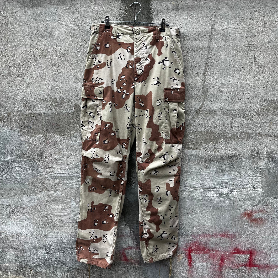 90' US Military Desert Chocolate Chip Cargo Pants