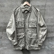 Load image into Gallery viewer, 50&#39;s USAF Tan Tropical Jacket
