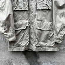 Load image into Gallery viewer, 50&#39;s USAF Tan Tropical Jacket
