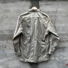 Load image into Gallery viewer, 50&#39;s USAF Tan Tropical Jacket
