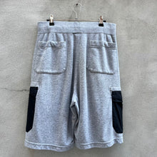 Load image into Gallery viewer, Nike Cotton Cargo Pocket Shorts
