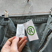 Load image into Gallery viewer, Carhartt Olive Green Work-pants
