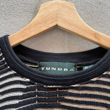 Load image into Gallery viewer, 90’s Tundra Woven Sweater
