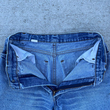 Load image into Gallery viewer, 80’s Levis 554 Jeans
